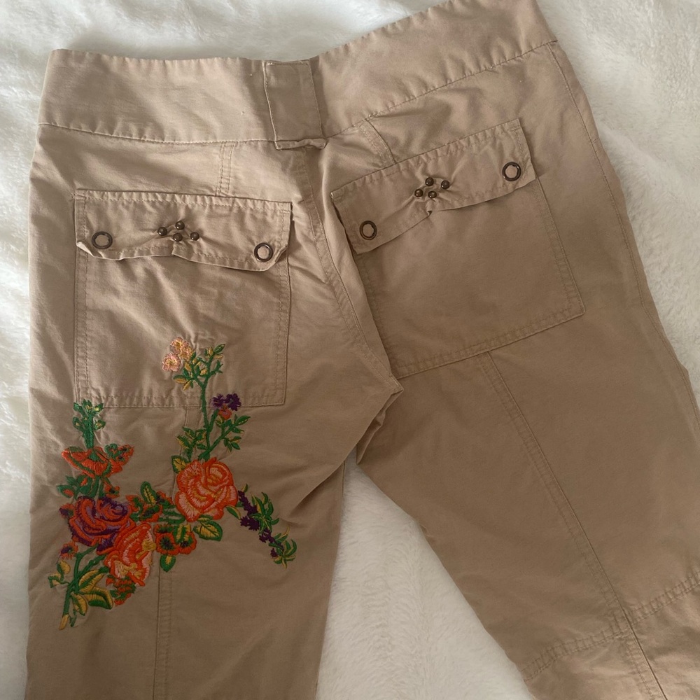 VINTAGE Y2K Khaki Embroidered Low Rise Cargo Pants - Picture 3 of 9